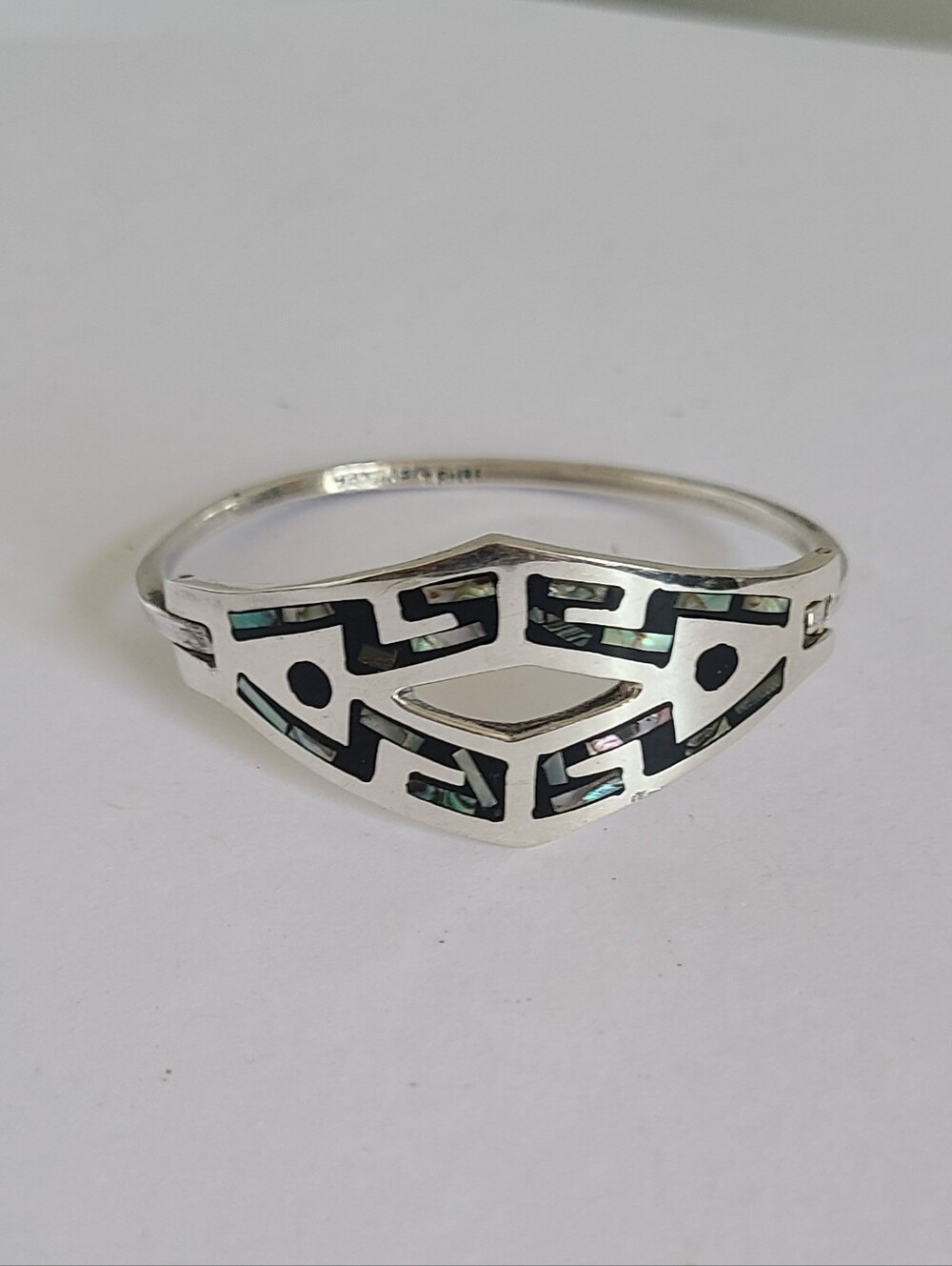 Vintage TAXCO Mexico Boho Sterling Silver Abalone Shell Hinged Bangle Bracelet